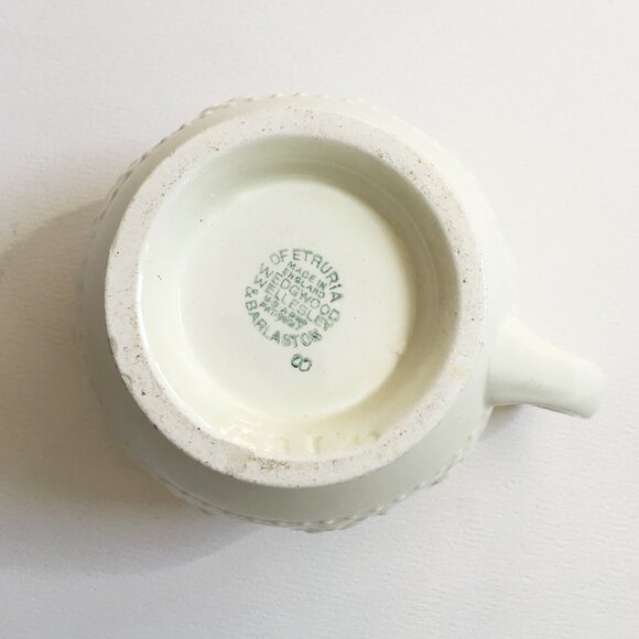 Vintage Wedgewood Wellesley of Etruria & Barlaston White Cream Creamer - Picture 6 of 6